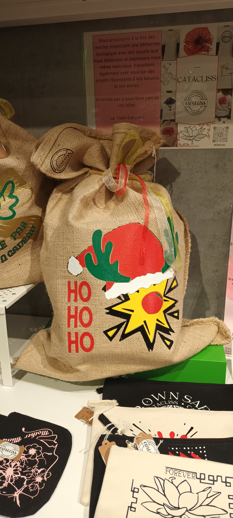 Hotte de Noël personnalisable en toile de jute – 3 modèles au choix